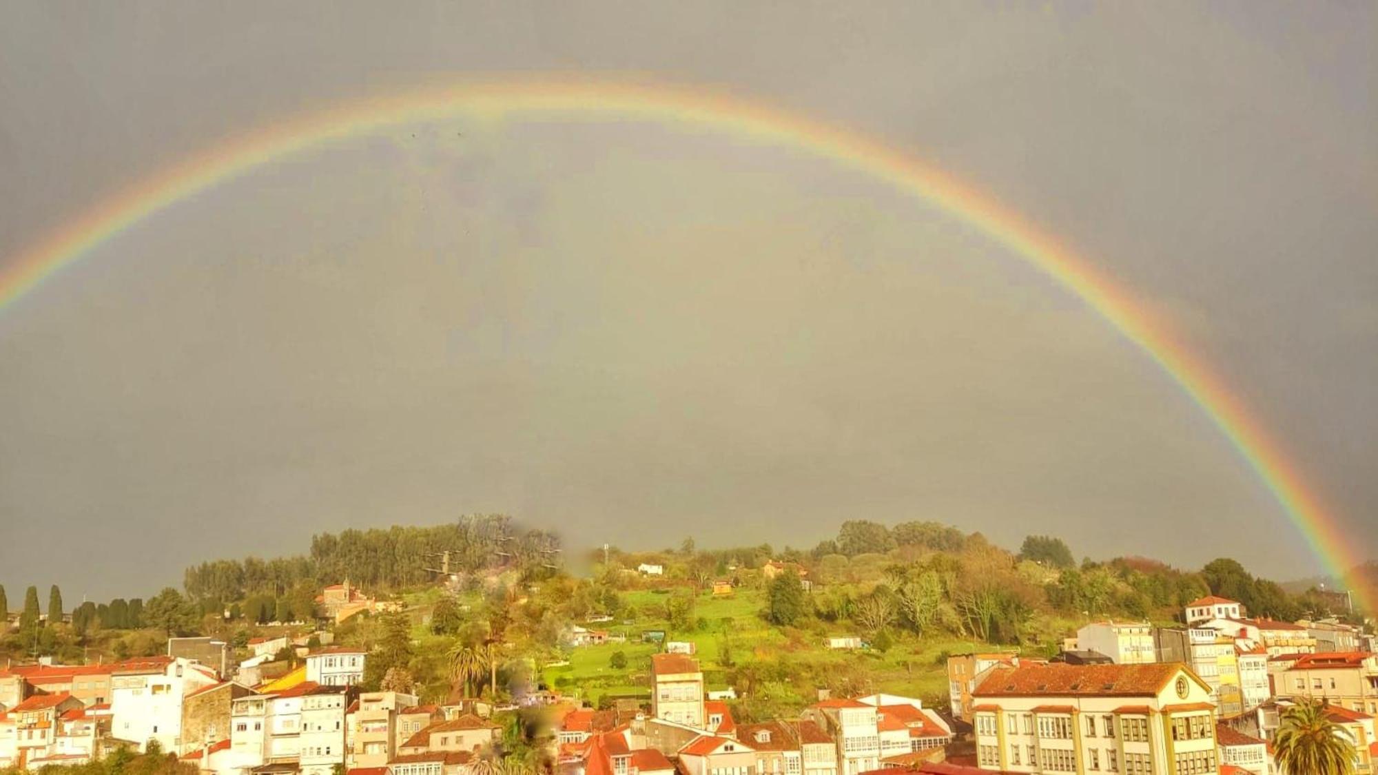 Apartamento Arcoiris Betanzos Eksteriør bilde